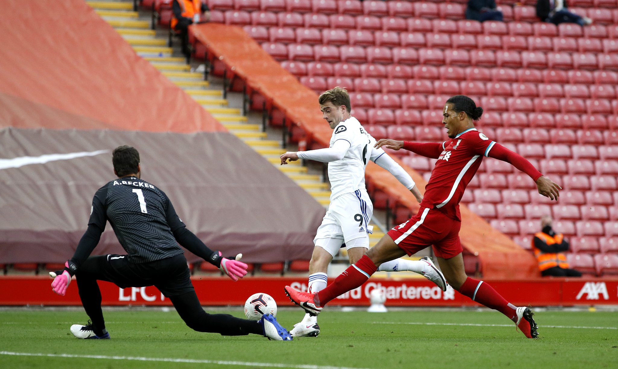 為他送上最 為他送上最